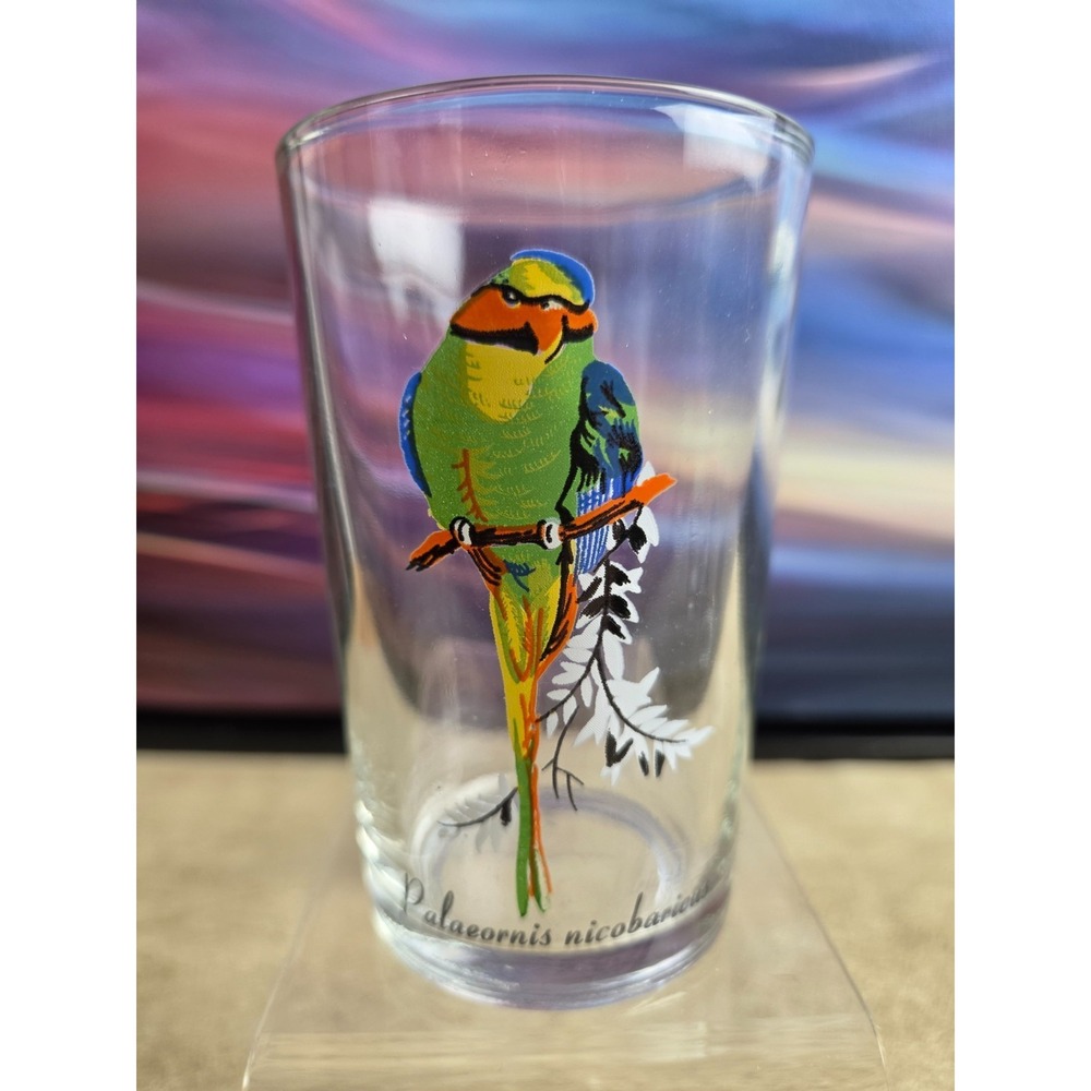 Set of 4 Juice Glasses, Tumblers, Exotic Tropical Birds, Vintage, 1960's - Picture 4 of 5